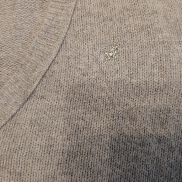 Perfect Fit V-Neck Sweater - Picture 5 of 6